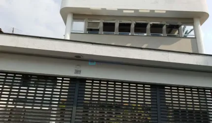 Prédio Comercial próximo a Estação de Metrô Praça da Árvore