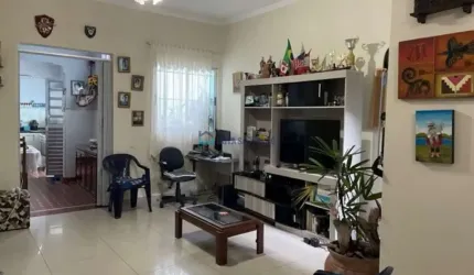 Casa térrea Ipiranga, 3 dormitórios e 2 vagas