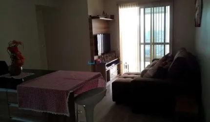 Apartamento de 2 dormitórios no Sacomã.