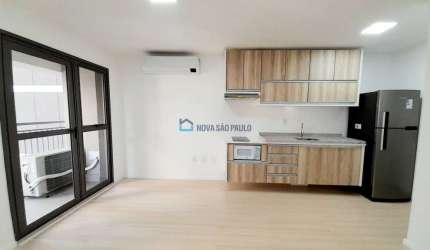 Apartamento a venda| Moema|1 dormitório| Varanda|Fora de rota avião