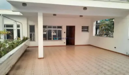 Sobrado a Venda no Ipiranga com 325m², 4 quartos, 1 Suite, 2 salas, 4 banheiros, vagas 15 carros.