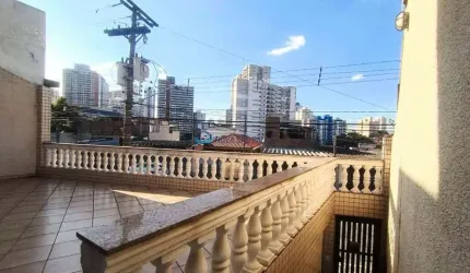 Casa assobradada de 300m², Próxima ao Metrô Alto do Ipiranga