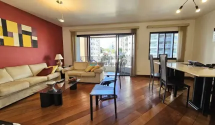 Apartamento de quatro quartos na Vila Mascote