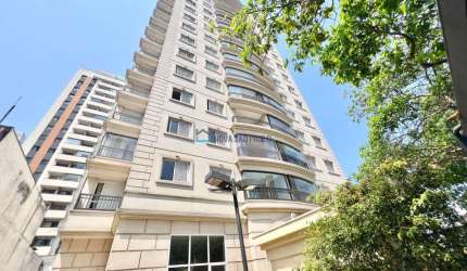 Apartamento à 300 metros do metrô Santa Cruz