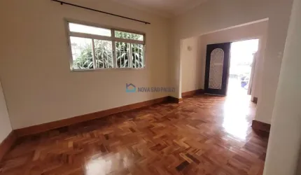 Casa térrea com edícula - Próxima a Corbisier -