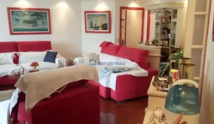 Apartamento com 03 dormitórios na região do Brooklin.