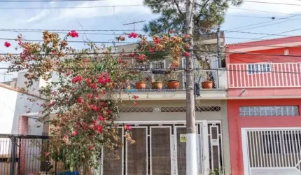 Sobrado 135m² - 2 Dormitórios - 2 Vagas - Saúde
