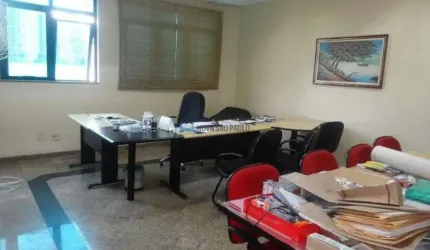 Prédio comercial 900m² - 3 Vagas - Mooca