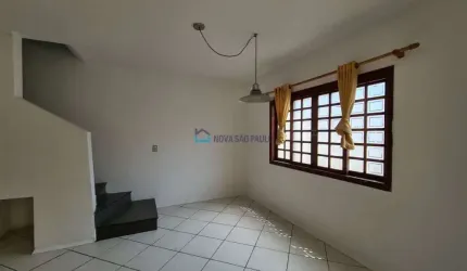 Sobrado próximo a Rua Ibituruna com ótimo preço!