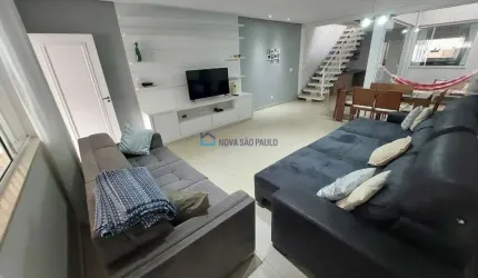 Sobrado a venda na Saúde de 185m², com 3 suites e 4 vagas. Reformada e Quintal com churrasqueira.