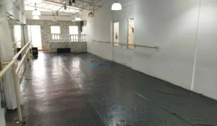 Vende Sobrado Comercial - Próximo Terminal Jabaquara