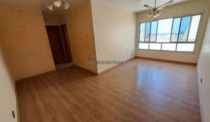 Apartamento à venda em Mirandópolis com 2 quatos e 2 vagas de garagem.