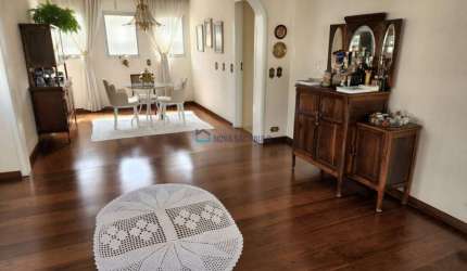 Moema Pássaros. Venda. Apartamento com 198m².  4 dormitórios. 3 Suítes. 3 Vagas.