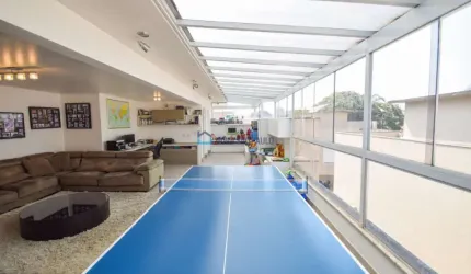 Casa térrea com 500m² . Venda. Planalto Paulista. 3 suítes, 4 vagas.