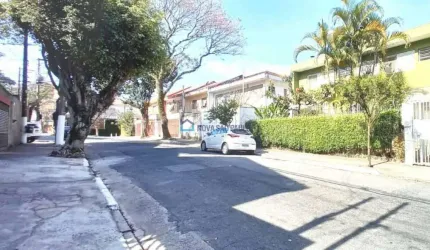 Venda. Mirandópolis Casa Terreno 399m³. 3 casas pequenas..