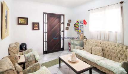 Sobrado com 125 m²  3 dorms  sendo 1 suíte  , área de serviço 4 vagas de garagem