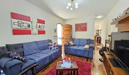 Casa à venda no Jabaquara com 3 quartos e 4 vagas de garagem.