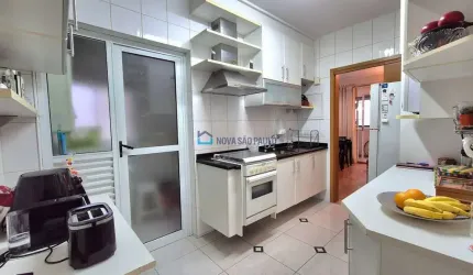 Apartamento, próximo ao metrô Praça da Árvore com 2 vagas livres e depósito privativo!