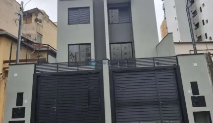 Sobrado Tríplex  170m², 4 dormitórios, Suíte, 2 Vagas e Espaço Gourmet! Proximo ao Metrô Sta. Cruz