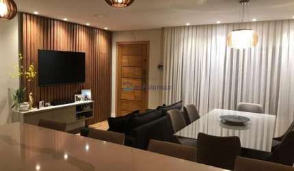 Casa à venda no Planalto Paulista com 3 quartos e 1 vaga de garagem.