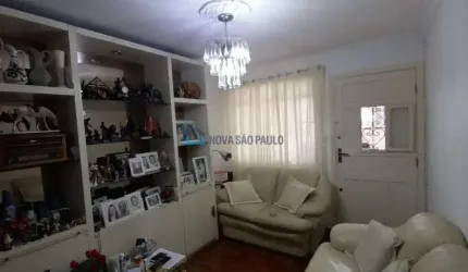 Sobrado com 2 dormitórios 2 banheiros ao lado do metrô Praça da Árvore
