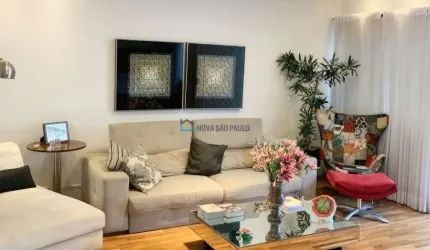 Casa de 307m², 4 Dormitórios, 4 Suítes, Ipiranga