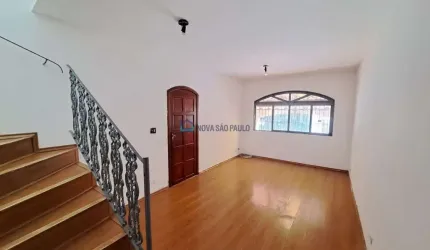 Sobrado com 2 quartos - próximo do Metrô