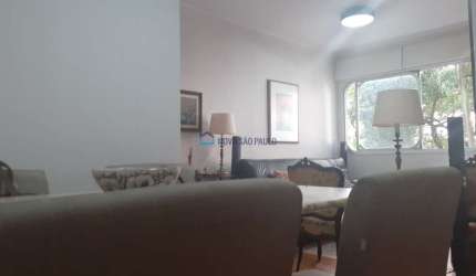 Apartamento com 3 quartos em Moema Pássaros