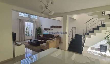 Sobrado Jardim da Saúde com 4 dormitórios, 2 suítes e 5 vagas