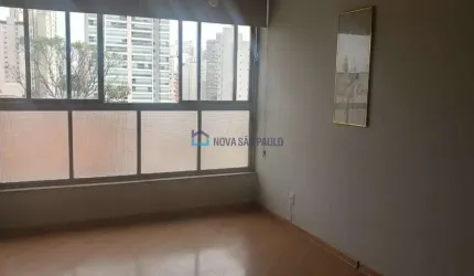 Apartamento à venda na Vila Clementino com 3 quartos e 1 vaga de garagem.