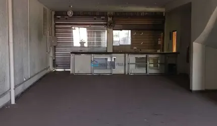 Prédio Comercial - 878m² - Moinho Velho - 6 Vagas