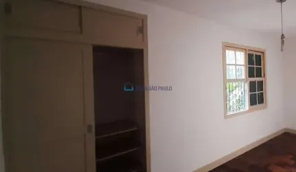 Sobrado 120m² - 5 Dormitórios, 2 vagas - Vila Cordeiro.