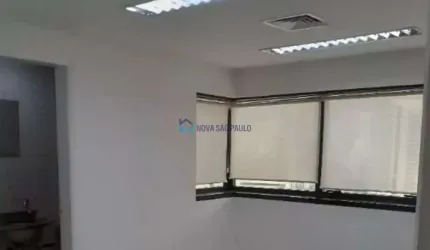 Conjunto comercial na Via Olímpia | 90m² | 2 Vagas | Venda