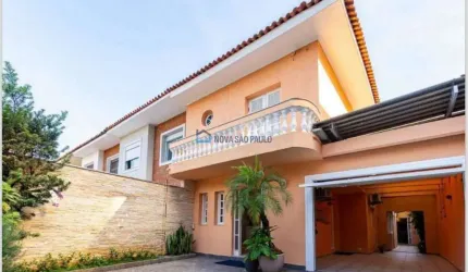 Sobrado impecável jardim Paulistano.