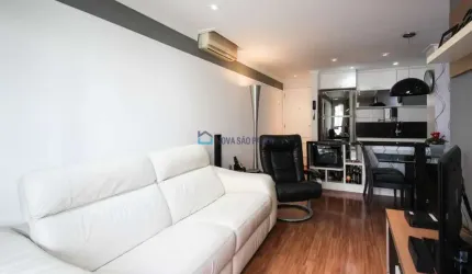 Vila Nova Conceição|2 quartos (1 suíte) | repleto de armários.