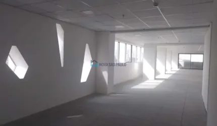 Conjunto Comercial - Jardim Caravelas com 316,14m² - 9 Vagas