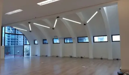 Conjunto Comercial no Brooklin com 87 m² | 2 vagas com manobrista|