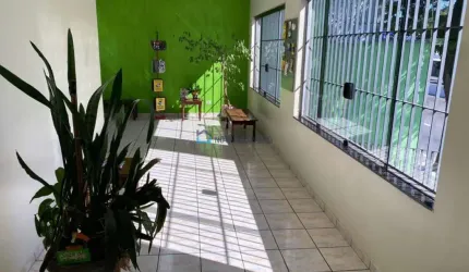 Casa Comercial 200m² - Santo Amaro - 3 Vagas, 6 Salas