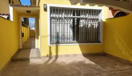 Sobrado com 3 dormitórios (1 suíte) à venda na Saúde . 4 banheiros . 2 vagas