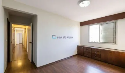 Apartamento  de 200 m², com 3 dormitórios, 1 suíte, 3 vagas de garagem