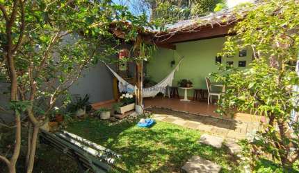 Sobrado / Interlagos / 3 dormitórios/ 2 vagas/ Quintal com Jardim