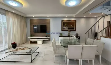 Casa Totalmente Reformada em Moema