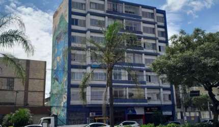 Apartamento 117 m² na Vila Marina, próximo ao metro, com 3 dormitórios.
