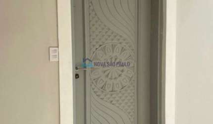 Casa comercial / venda / 4 vagas/ cozinha/ salão/ 3 banheiros, salas.