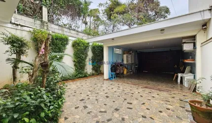 Casa Ao Lado do Parque Ibirapuera com 280 m²