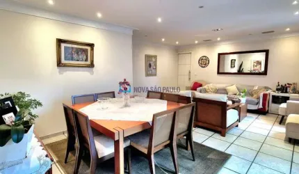 Amplo apartamento, a 800 metros metrô São Judas com varanda e 2 vagas demarcadas!