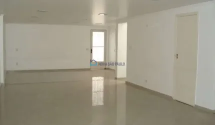 Sobrado Comercial com 204 Metros, Frente 7 Metros,  Próximo Hospital Sao Paulo