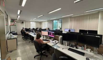 Prédio Comercial Estação São Judas