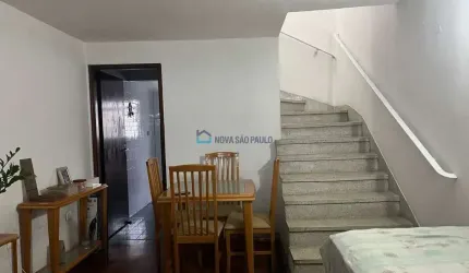 Apartamento com 02 dormitórios na região do Jabaquara