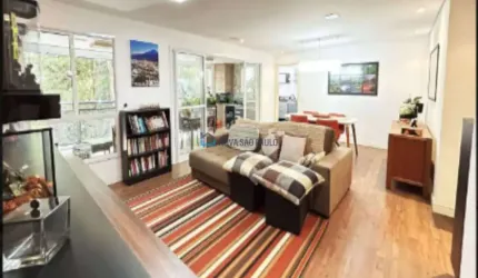 Apartamento à Venda no Bosque da Saúde com 3 Quartos